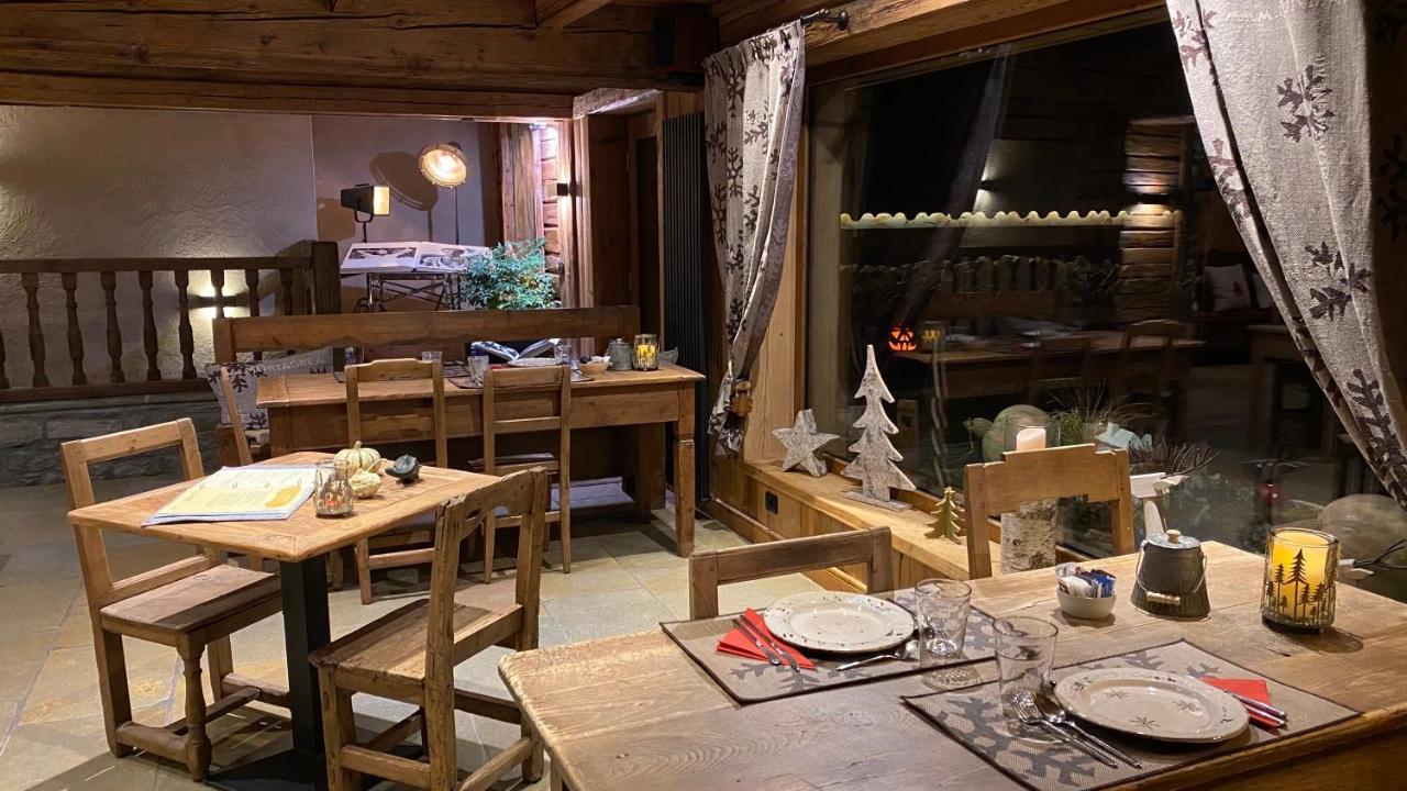 Les Trompeurs Chez Odette Bed and Breakfast Cogne Buitenkant foto