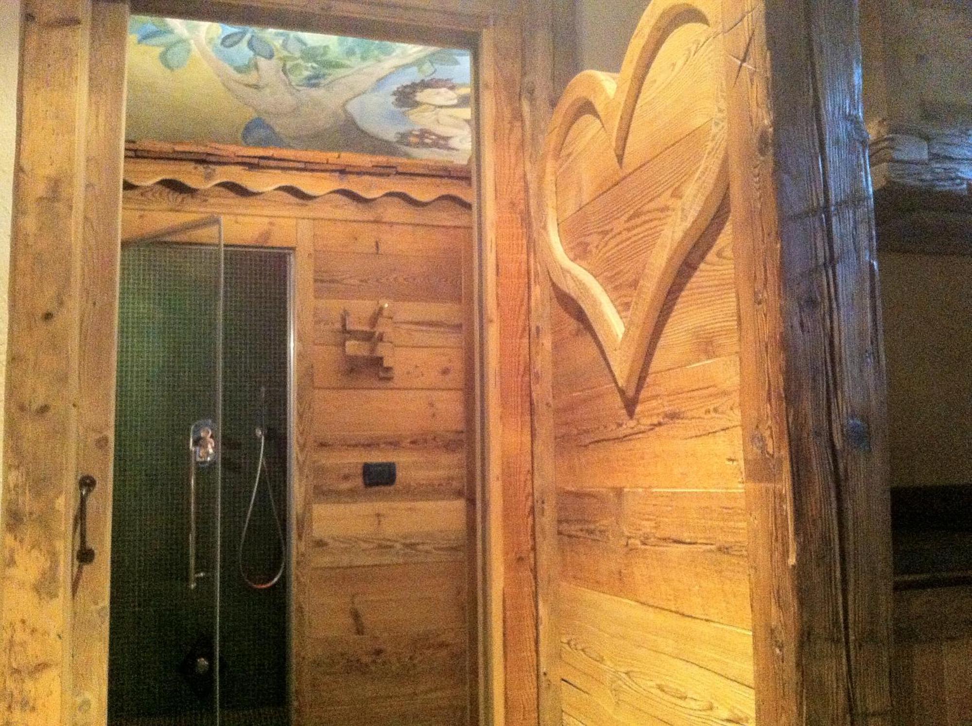 Les Trompeurs Chez Odette Bed and Breakfast Cogne Kamer foto